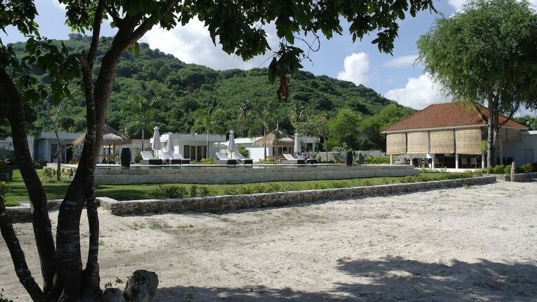 Hotel The Suites Lombok