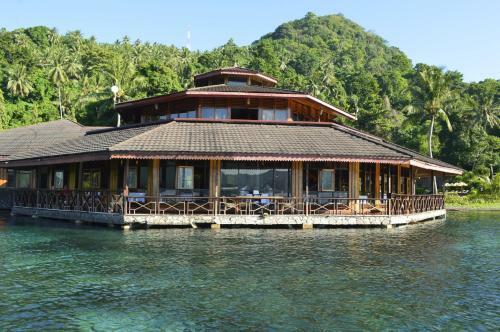 Hotel Kungkungan Bay Resort