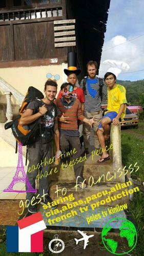 Tomohon Homestay Apelez House