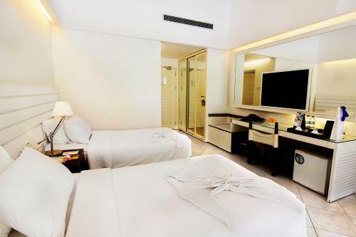 Hotel Nongsa Point Marina