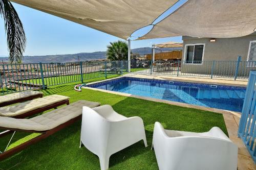 Villa Shmulik's Resort