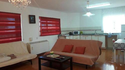 Apartamento Lesanel Guest House 1