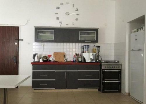 Hostal Cozy Private Rooms Near Beach And Kikar