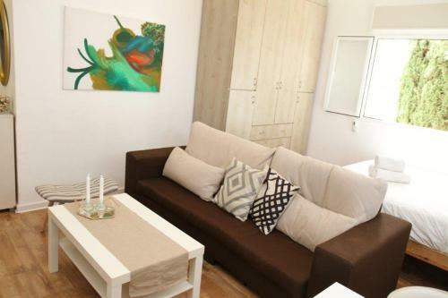 Holiday Studio Apartment Near The Bah� ' � Gardens