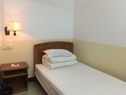 Hostal West City Guesthouse