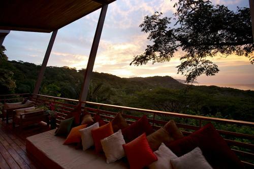Villa Breathtaking 5 Star- The Floating House