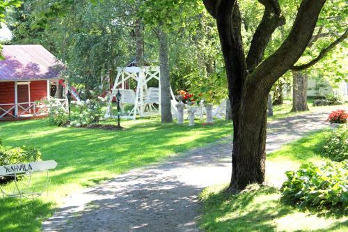 Hostal Er�j�rven Eerola Guesthouse