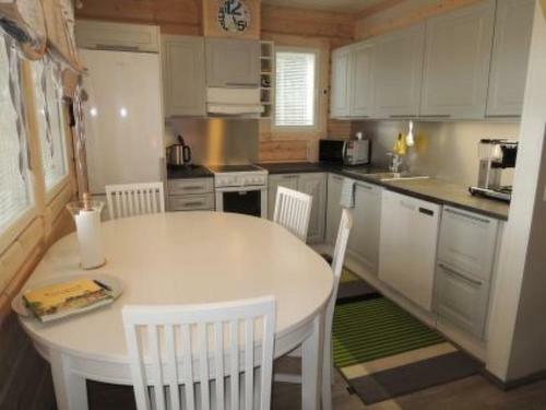 Holiday Home Nesterin Helmi