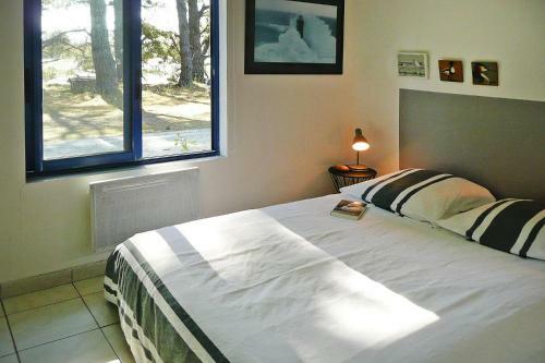 Holiday Home Hanvec - Bre06114-f