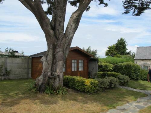 Ferienhaus Cr�ances 400s