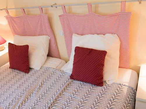 Charming Villa With Private Pool Near Lake In Oupia