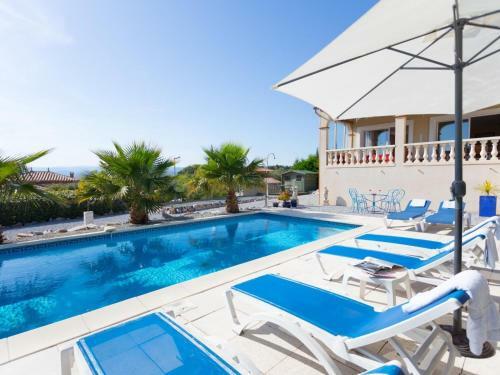 Charming Villa With Private Pool Near Lake In Oupia