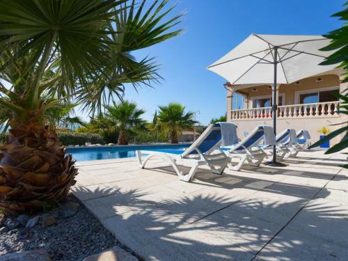 Charming Villa With Private Pool Near Lake In Oupia