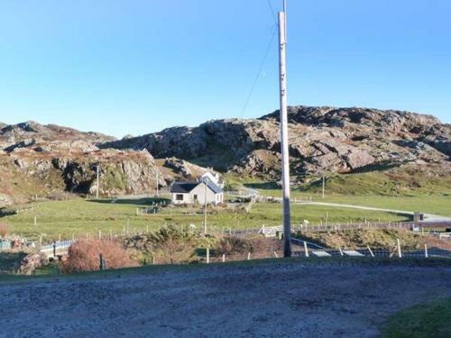 Hilltop, Lairg