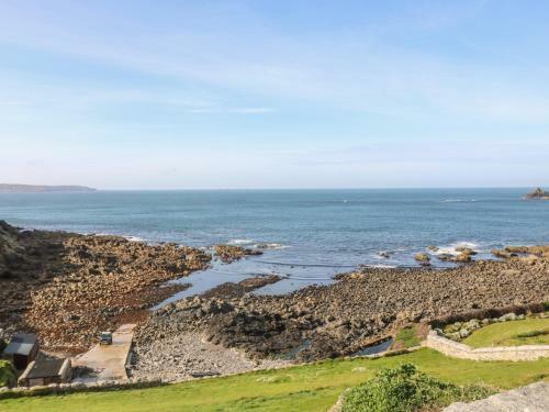 Back Of Beyond, St Ives