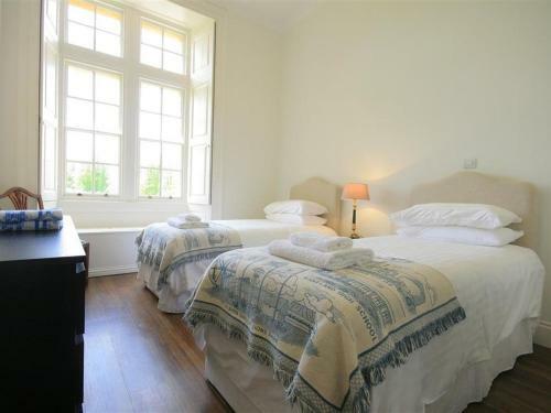 17 Sherborne House, Burford