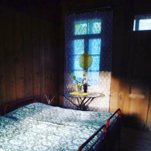 Albergue Kinchkha Wood House