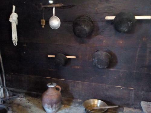 Albergue Kinchkha Wood House