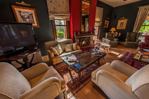 Rocabella Hellinikon Country Hotel