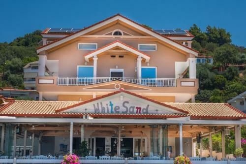 Hotel Whitesands Beach Resort