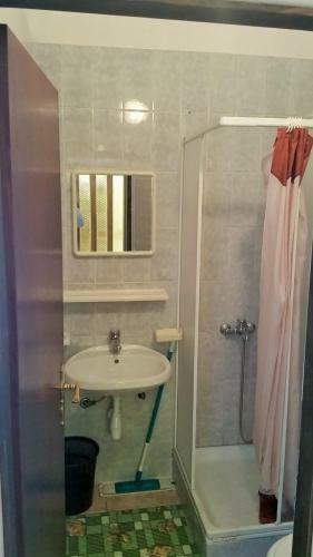 Seaview Apartment With Balcony - Apartments Velebitska II