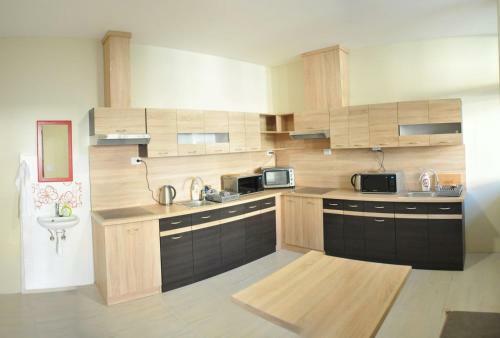Hostal Piros Arany Panzi� Kalocsa