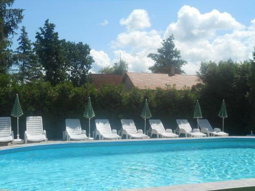 Apartments In Balatonmariaf�rdo/balaton 19452