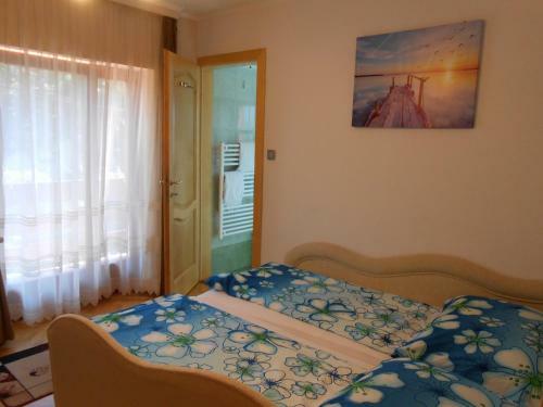 Hostal Aranyes? Vend�gh�z Csorbai
