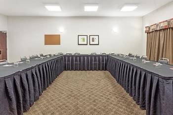 Hotel Ramada Drayton Valley