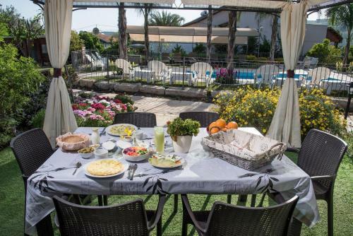 Hotel Song Of Galilee