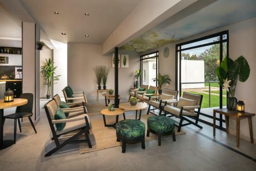Erettz Dafna Travel Hotel