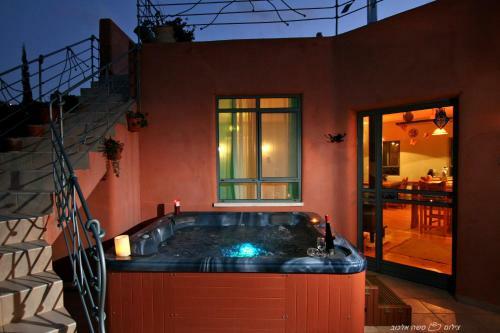 Lodge Emerald Suite