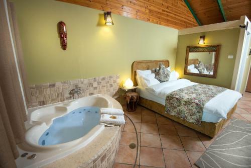 Lodge Out Of Africa Resort