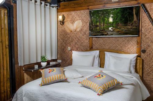 Lodge Out Of Africa Resort