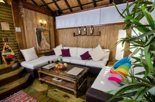 Lodge Out Of Africa Resort