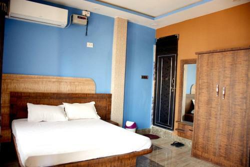 Hotel Kavya Residency