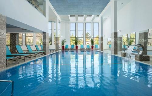 Hotel Ramada Olivie Nazareth