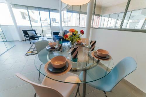 Nachlat Binyamin Bauhaus Luxury Apartments