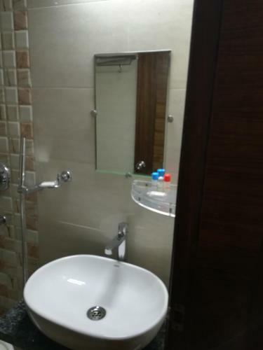 Hostal Hotel Sgt Plaza