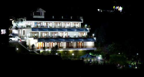 Hotel Mount N Mist