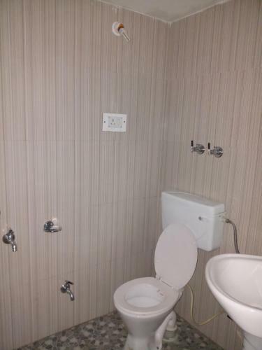 Hotel Island Pahalgam