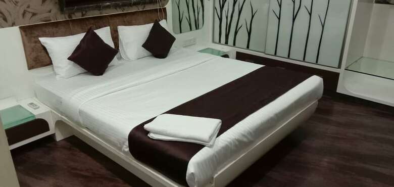 Hotel Easystayy 3