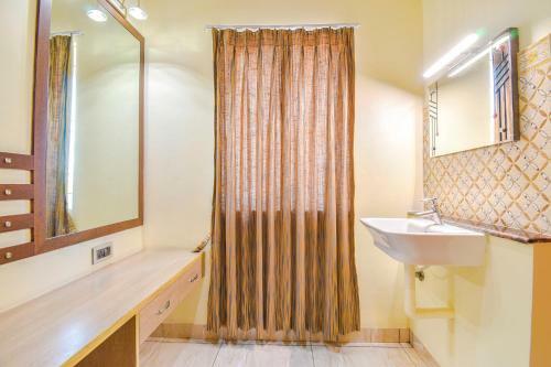 Fabhotel Thaneegai Heritage Town