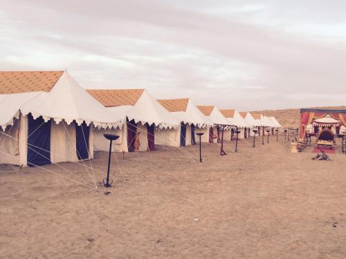 Hotel Golden Dune Camp