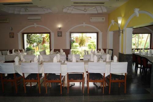 Hotel Badami Court