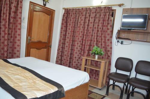 Hotel Centre Point Resorts & Club Palampur