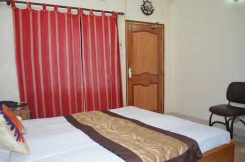 Hotel Centre Point Resorts & Club Palampur