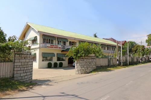 Bed & Breakfast Oyo 19478 Paradise Gateway (Ishber)