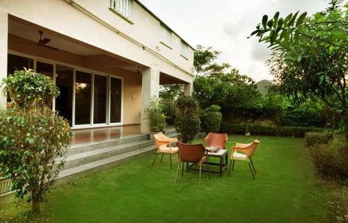 Villa Serene By Vista Rooms
