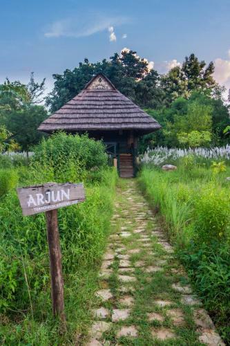 Hotel Tendu Leaf Jungle Resort
